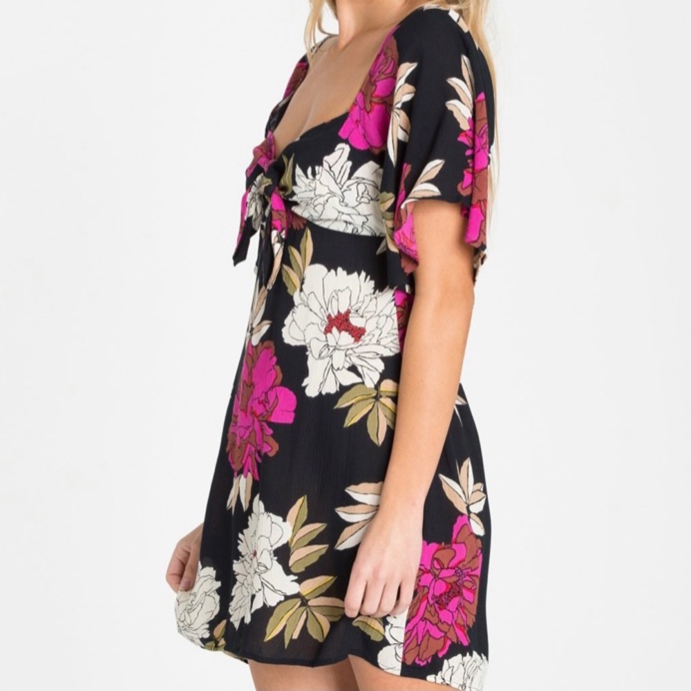 🌟BNWT Billabong Mini Dress XS🌟